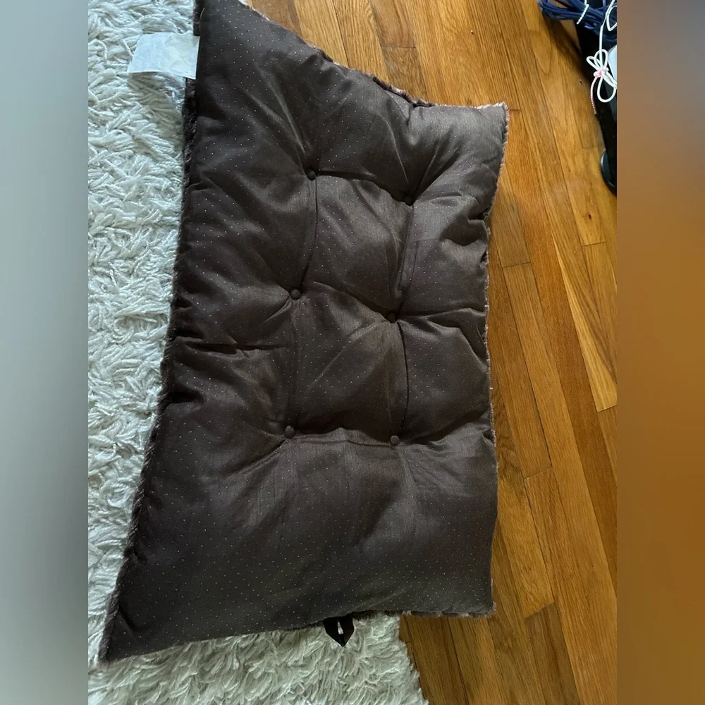 BOGO Brown Faux Fur Crate Mat